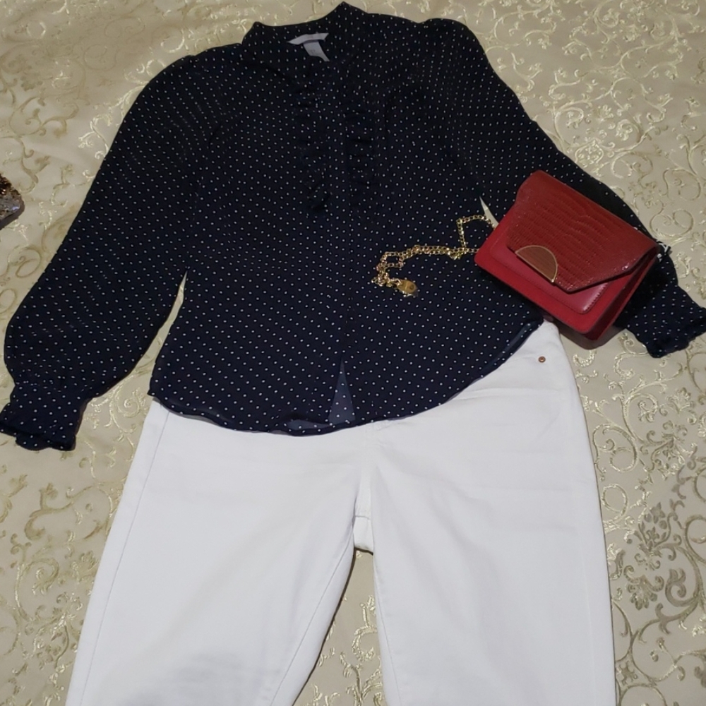 H&M 🎉🎉The top only🎉🎉